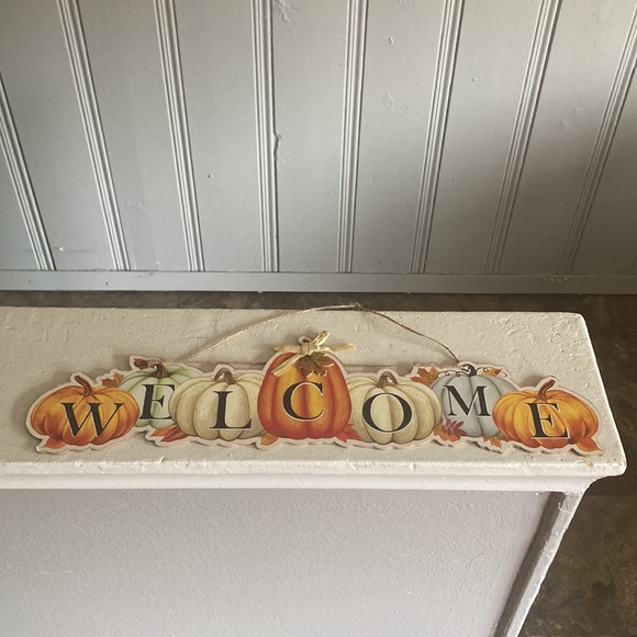 NWT Beautiful Glittered Horizontal Colorful Pumpkin Fall WELCOME Decor Sign π - Picture 14 of 15